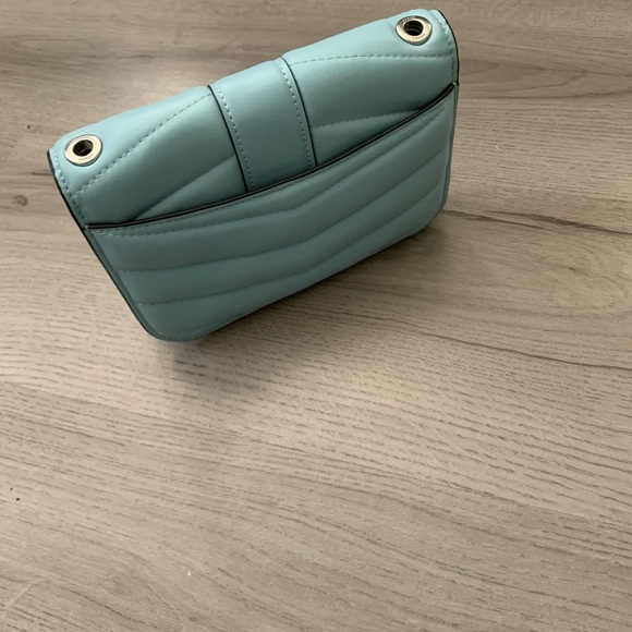 New never used Coach Georgie Quilted crossbody - Picture 2 of 2